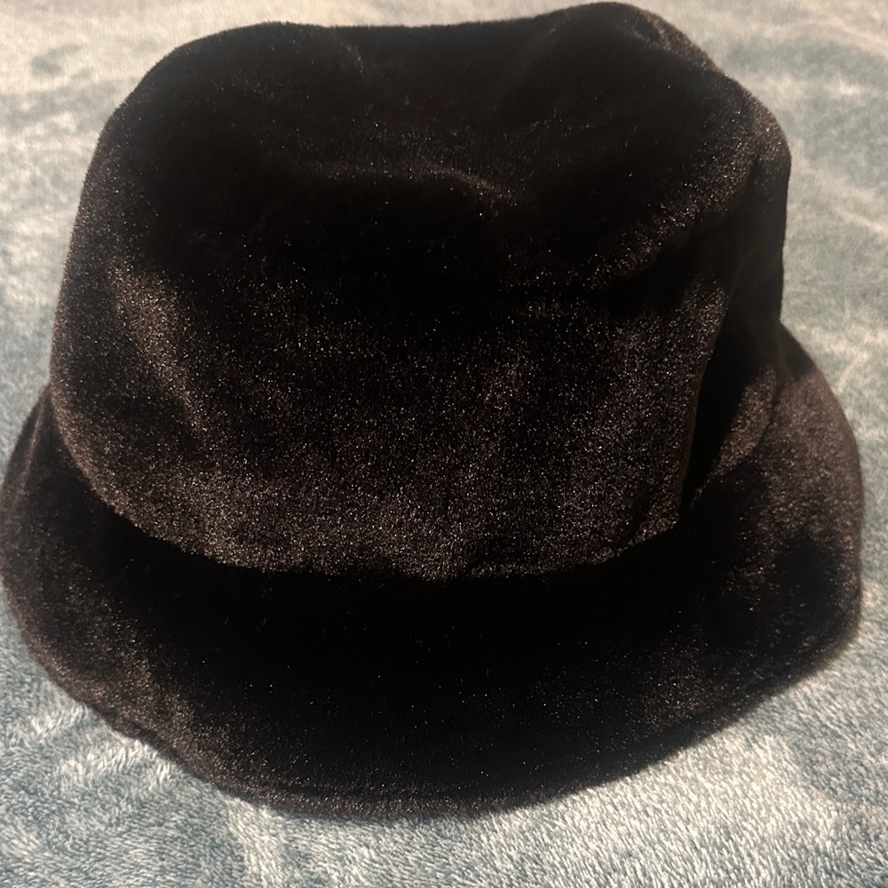 Sprigs Black Velvet Bucket Hat